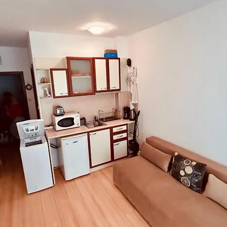 Sunny Day 6 11 * ساني بيتش