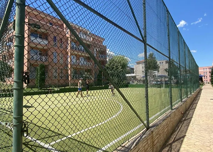 Sunny Day 6 11 Apartment Slantschew brjag